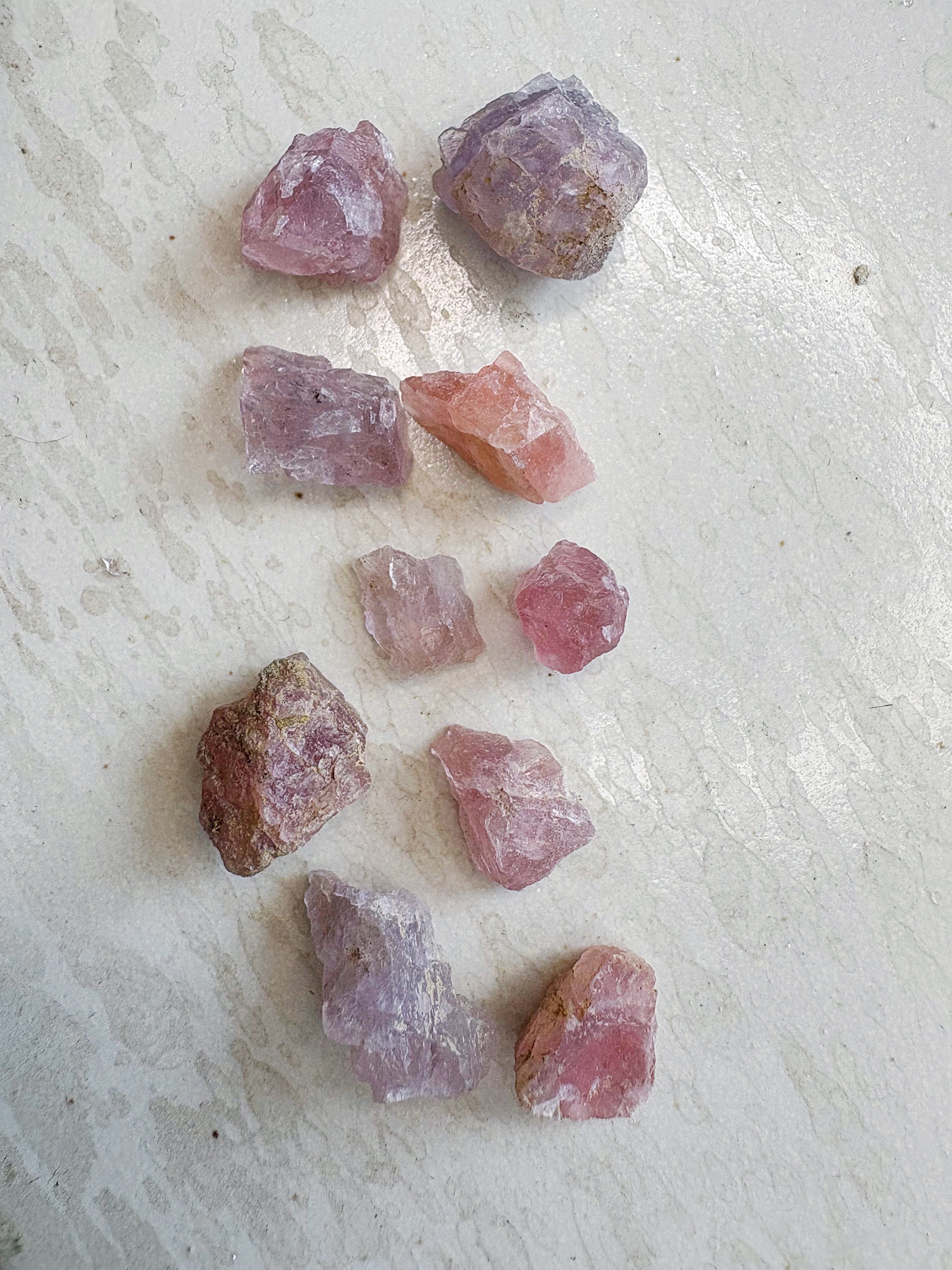 MINI lot par 10 : Fluorite rose 2 - origine FRANCE