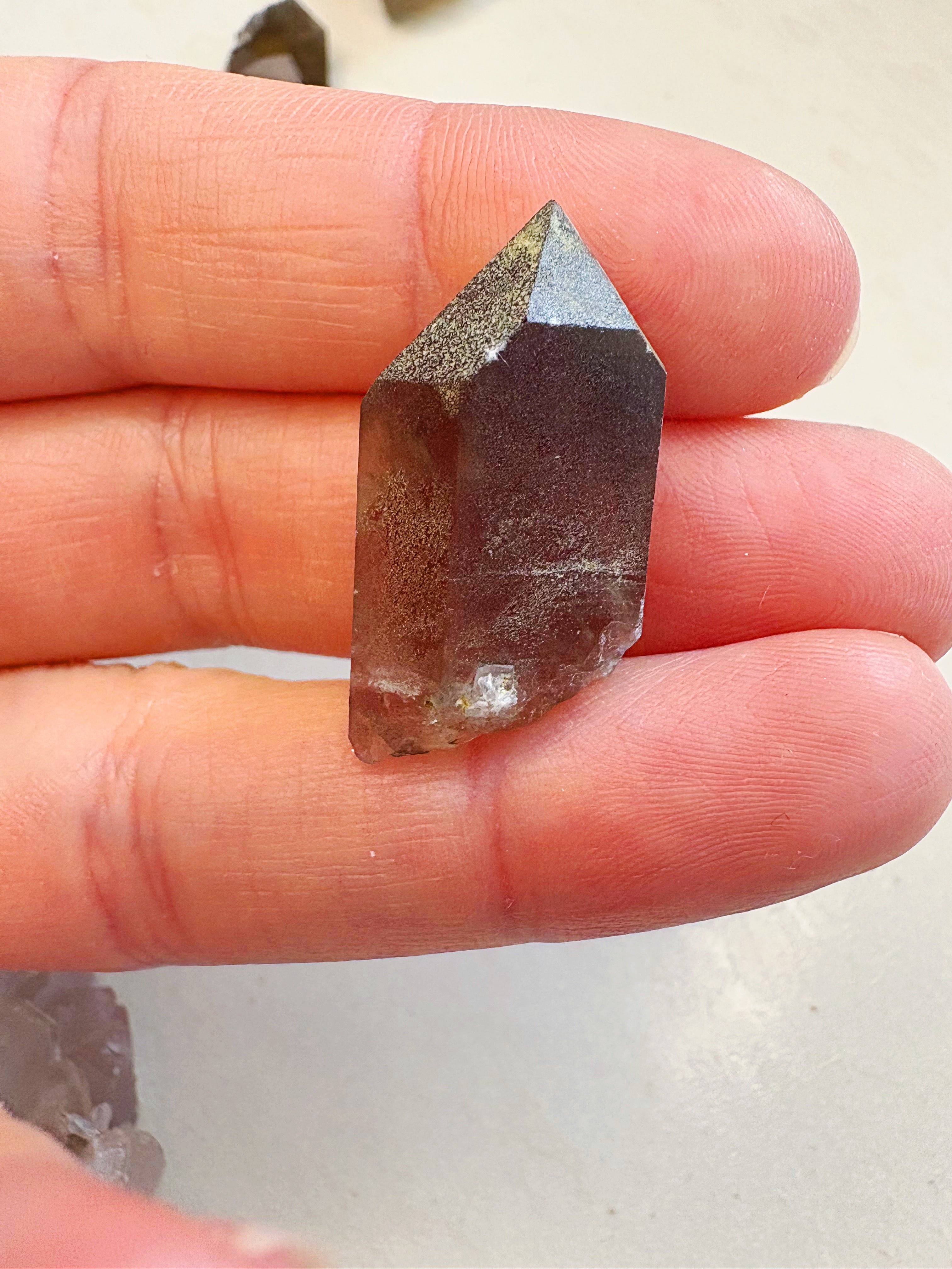 MINI : Quartz fumé 2 - origine FRANCE